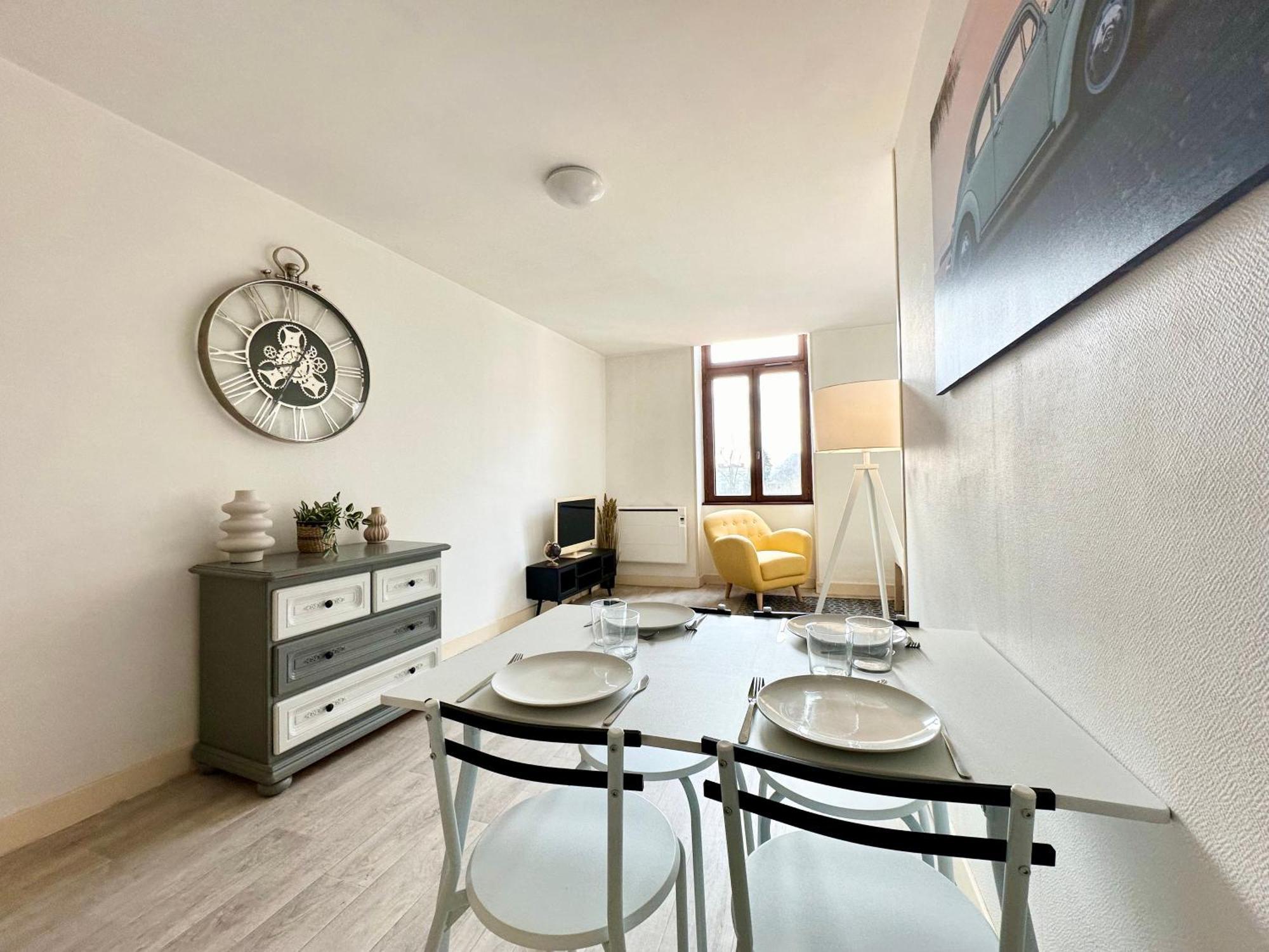 Appartement Le Maestro - Vue Imprenable & Hyper Centre à Mont-de-Marsan Extérieur photo