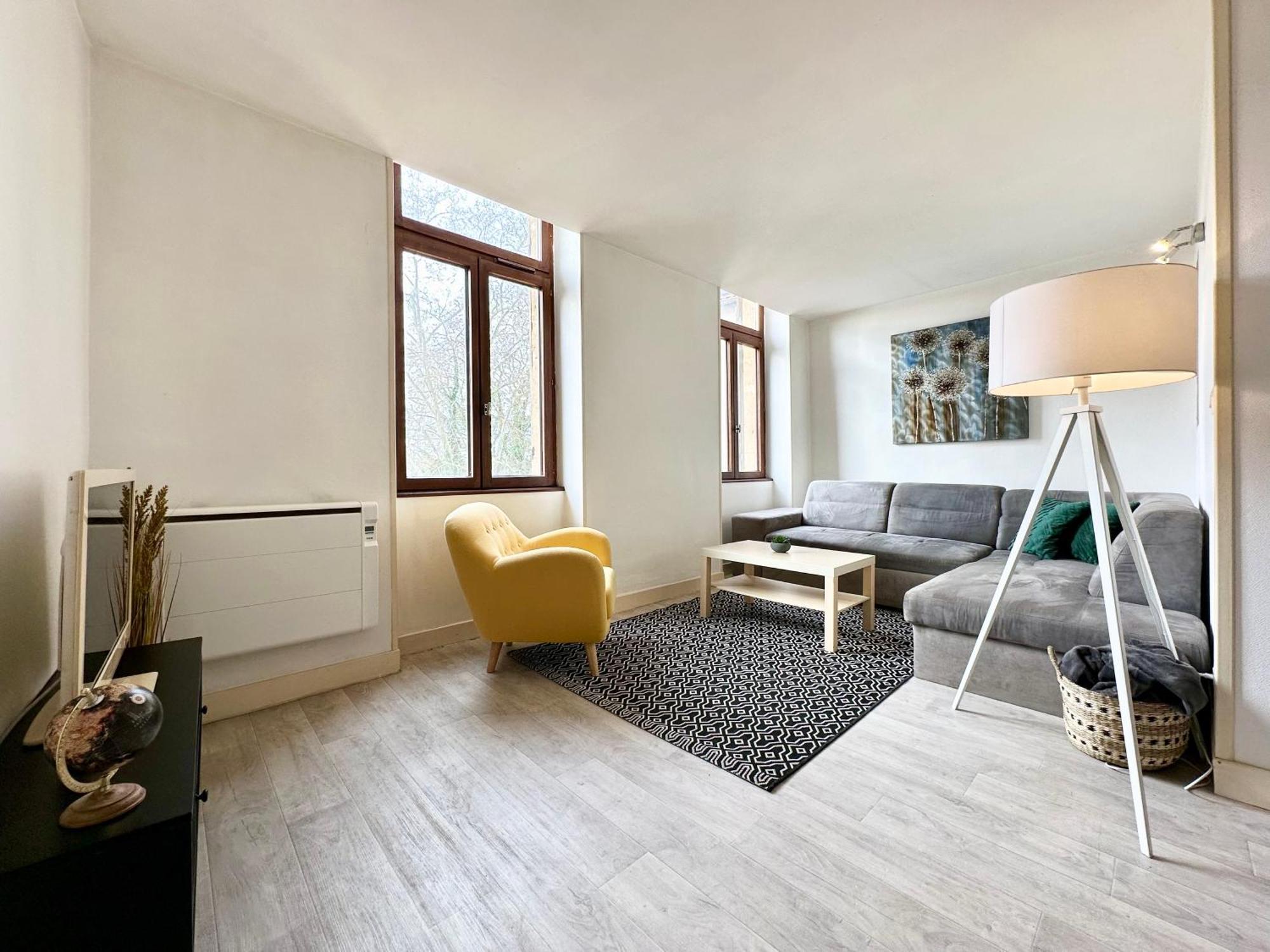 Appartement Le Maestro - Vue Imprenable & Hyper Centre à Mont-de-Marsan Extérieur photo