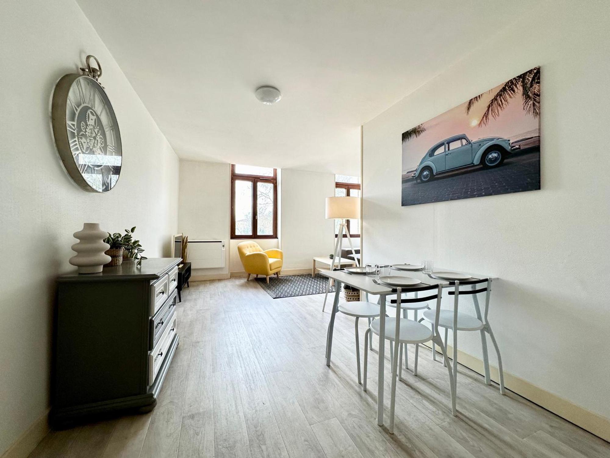 Appartement Le Maestro - Vue Imprenable & Hyper Centre à Mont-de-Marsan Extérieur photo